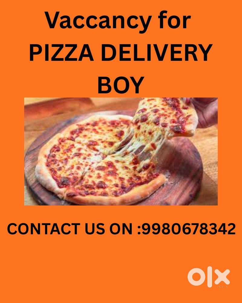 DOMINOS PIZZA DELIVERY BOY
