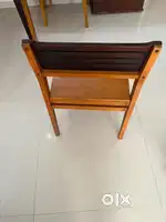 4-seater dining table