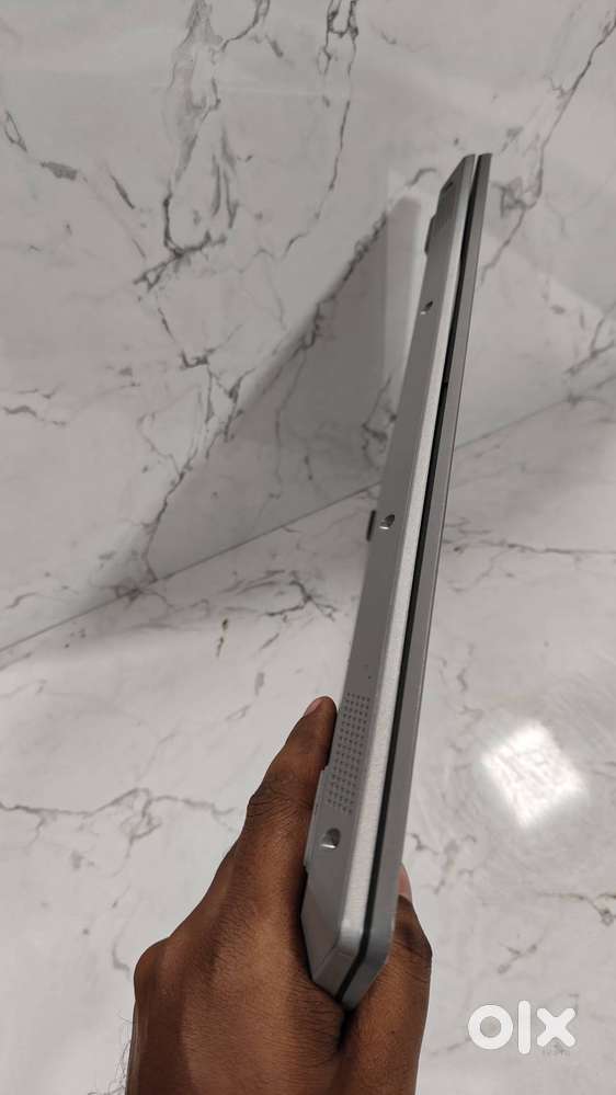 LENOVO BRANDED IDEAPAD 3 SILVER COLOR GRAPHICS MODEL 15.6 LAPTOP