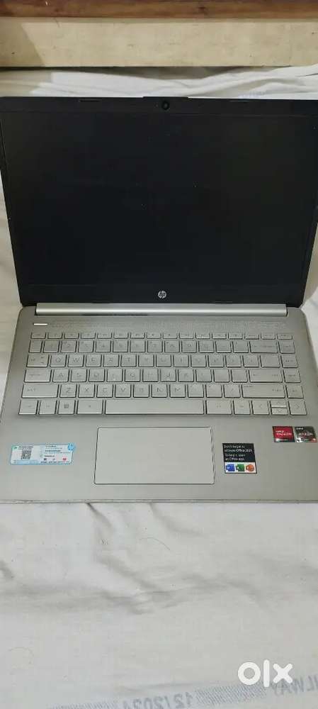 HP laptop AMD Ryzen3