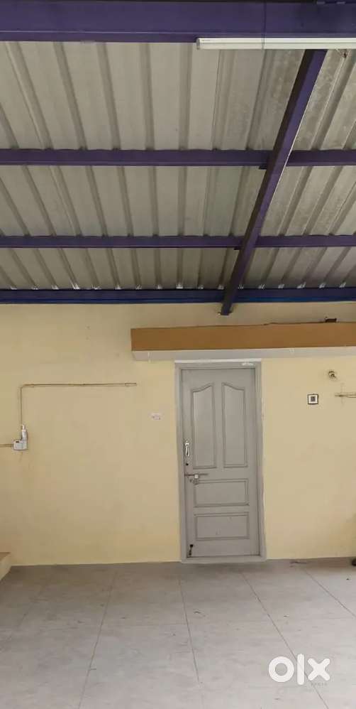 1 room for rent