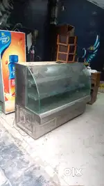 PASTRY FRIDGES