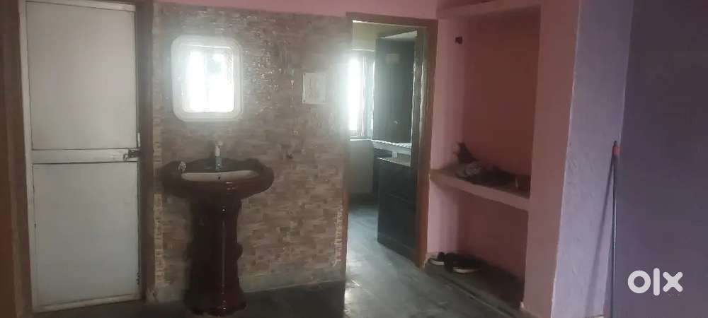 Single Bed in Single Room of 2BHK flat