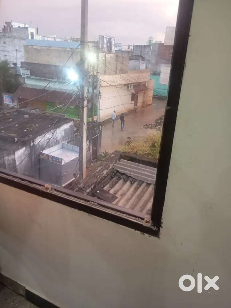 1 floor for rent