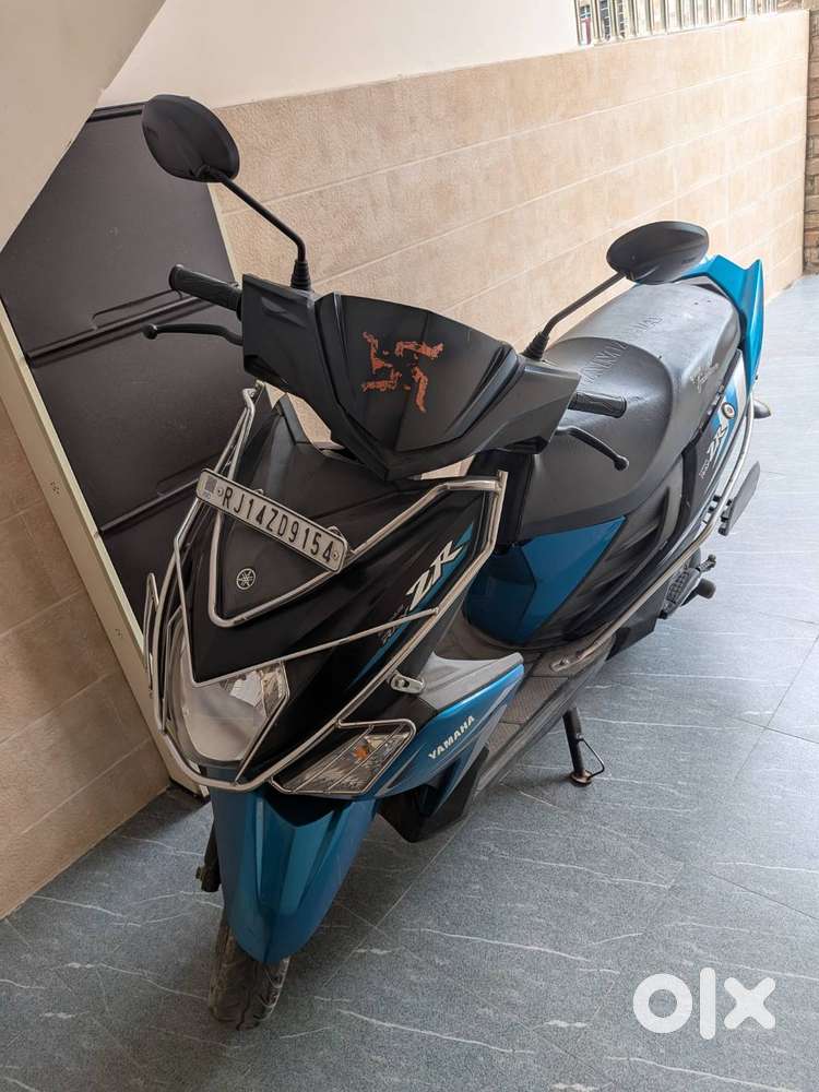 Yamha Ray ZR 2016 model