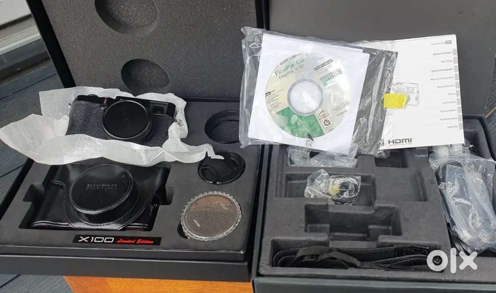 Fujifilm X100, Black Limited Edition, Boxed, Premium Build