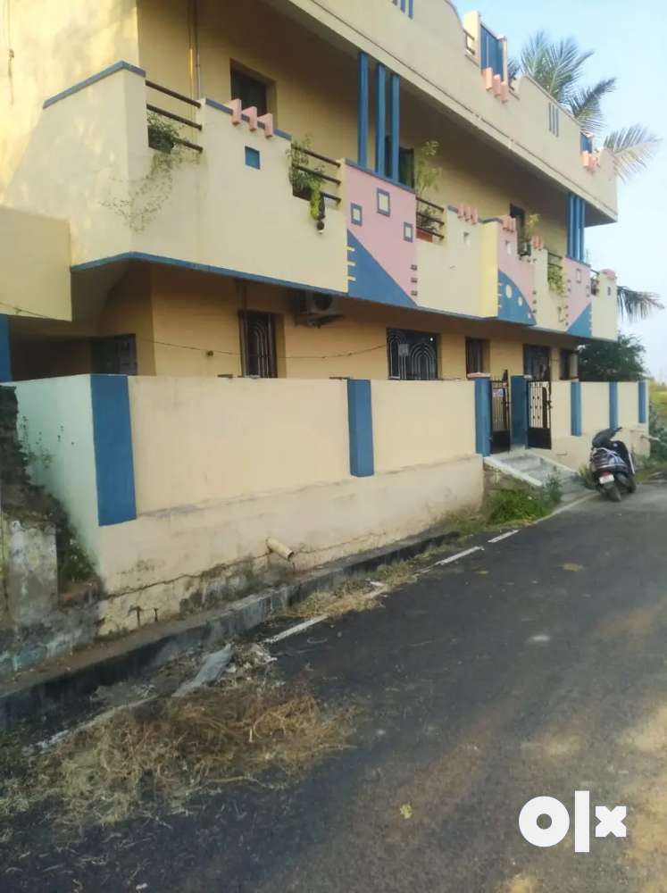 3 Houses available with 2 bhk ready to occupy