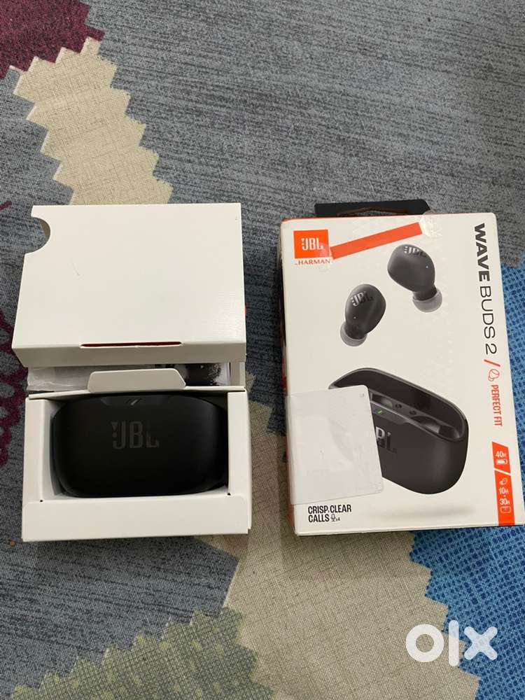 JBL Buds for Sale  Just 1 Month Old  Like New Condition App support