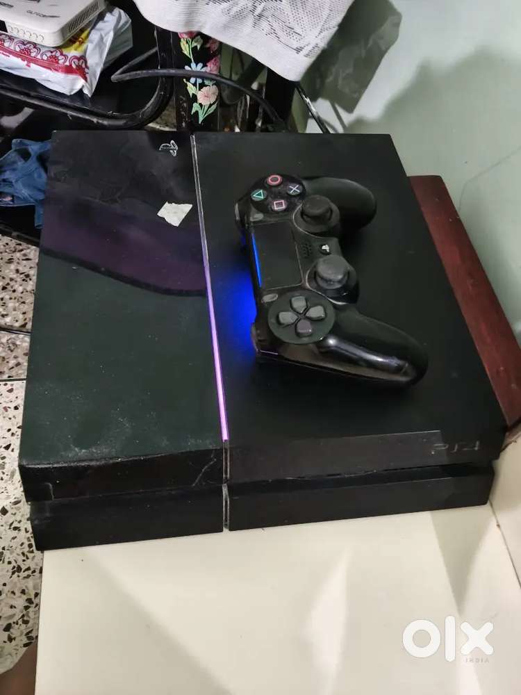 Play station 4 ,1 tb