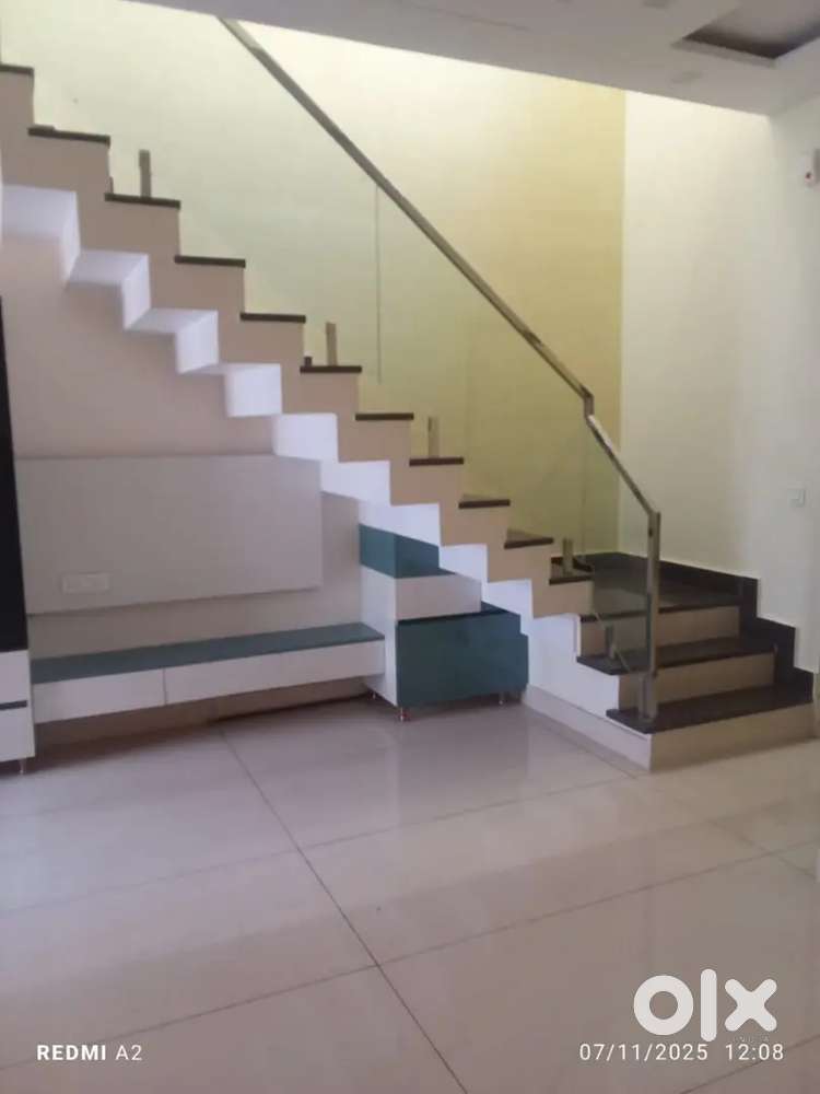 House in patel nagar 9 marle kitchen morden