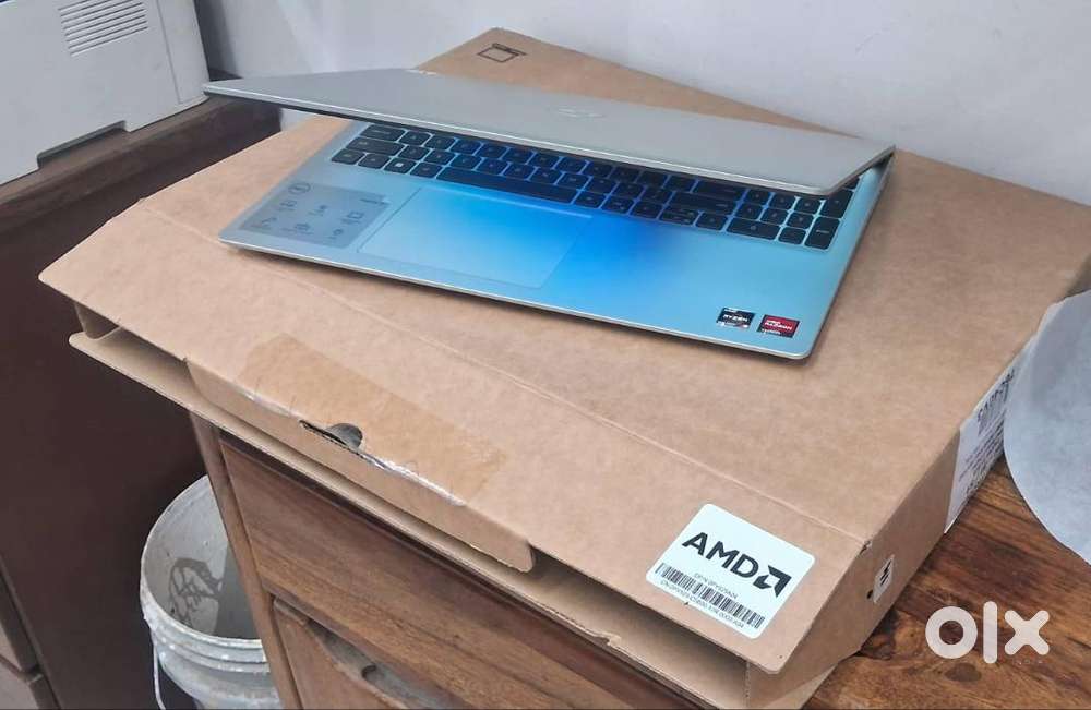 Dell Inspiron 15 3525  Ryzen 3  8GB RAM  512GB SSD  Open Box  3 Y