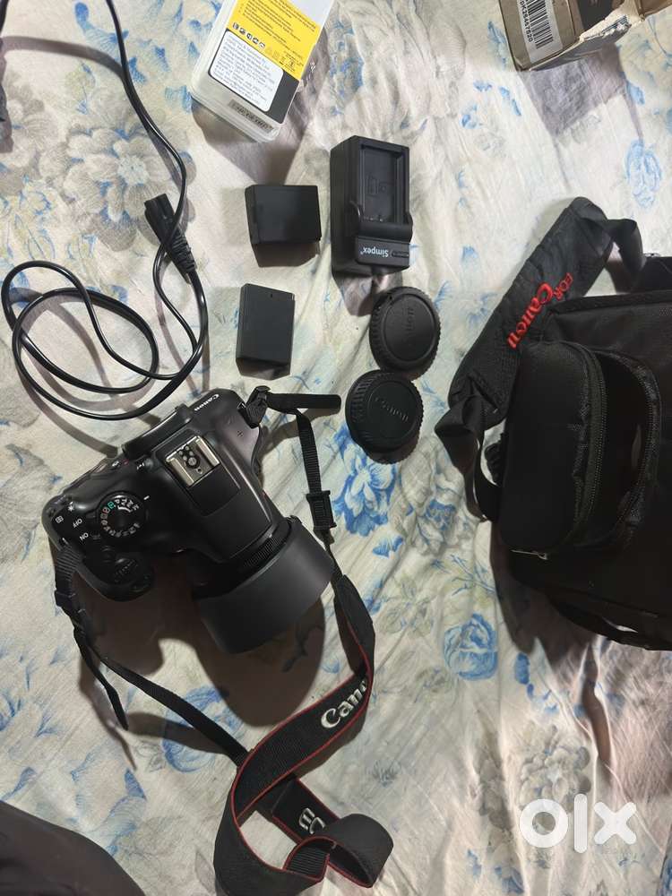 Canon 1300D with 50mm prime lens