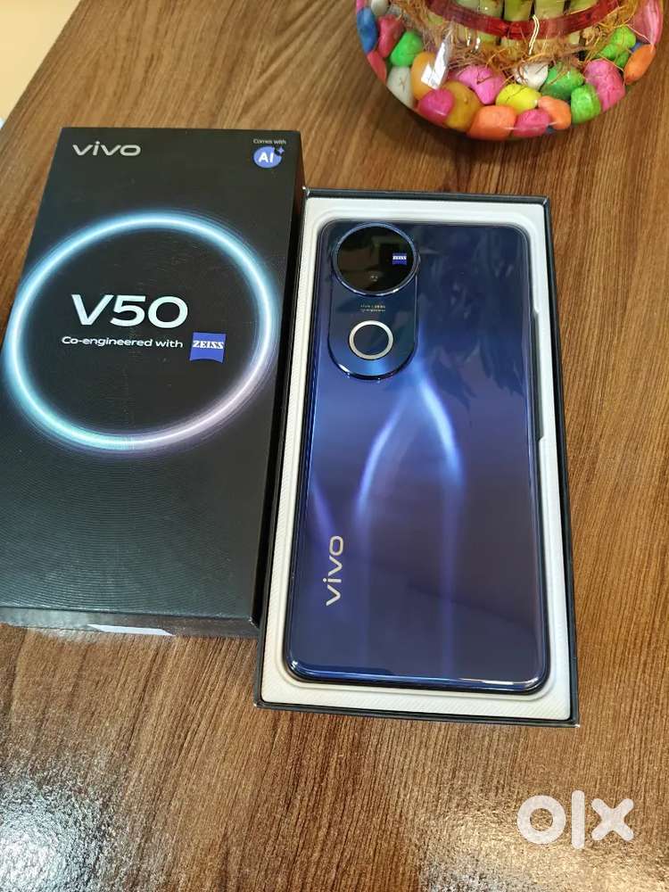 Vivo V50 8/256GB Starry Night Just 8 Month old Supermint