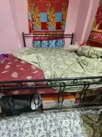 Metal Bed 6.5ft*7ft