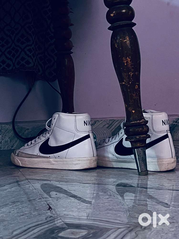 Nike BLAZER MID'77 VINTAGE BLACK/WHITE