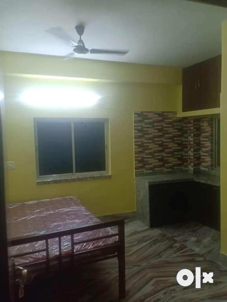 1rk, 1bhk and 2bhk. Restriction free flat available for rent