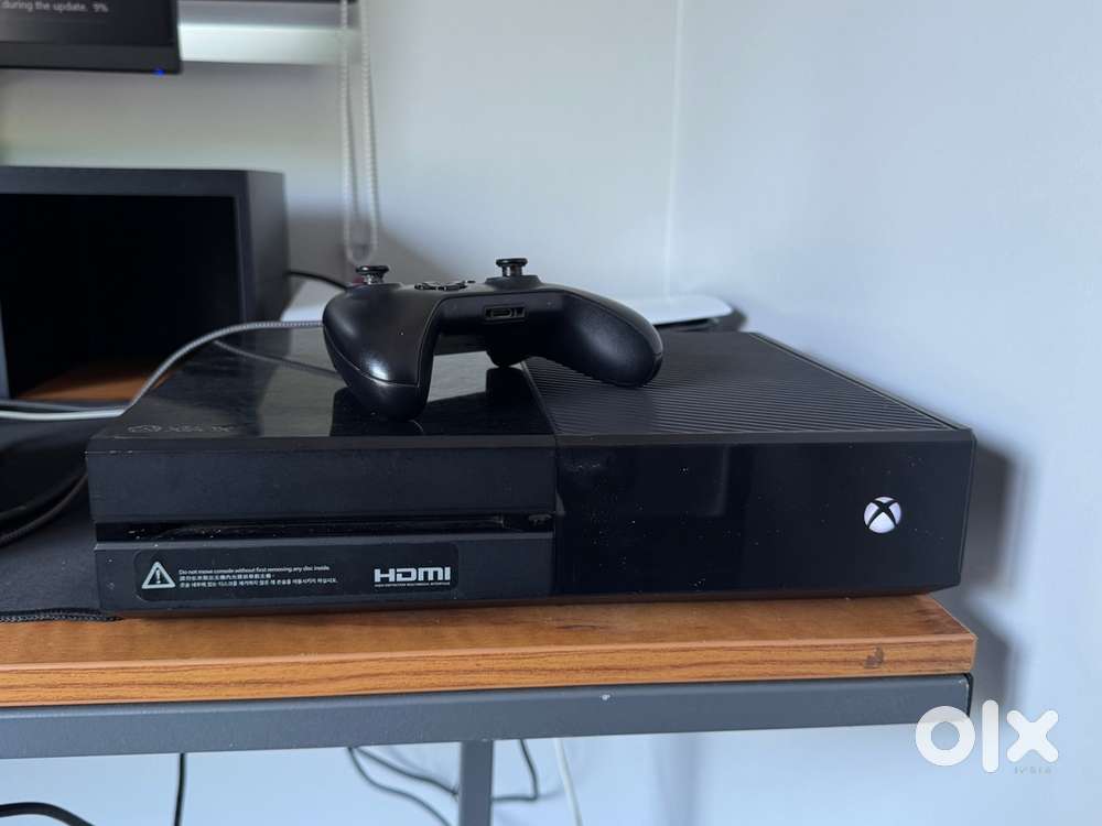 Xbox One 500GB , Read Description !