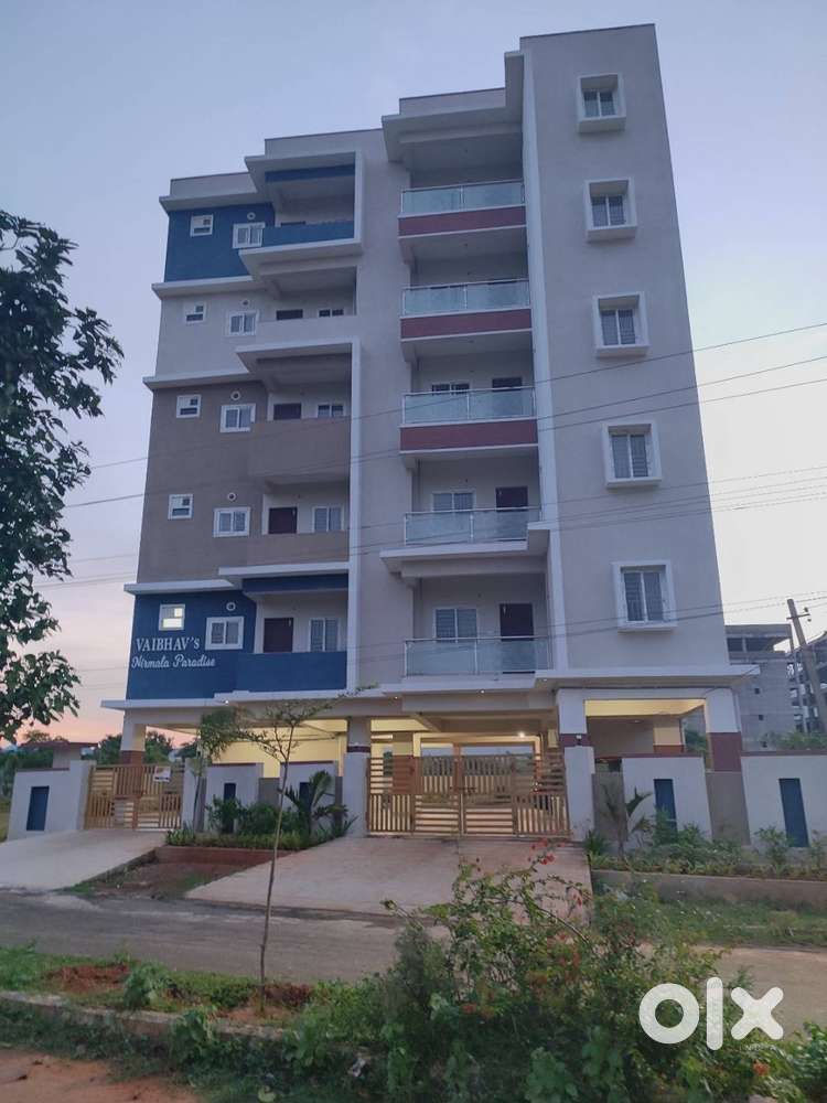 Ready To Move 2BHK Flat For Sale In Lankepalem Highway Nain Road
