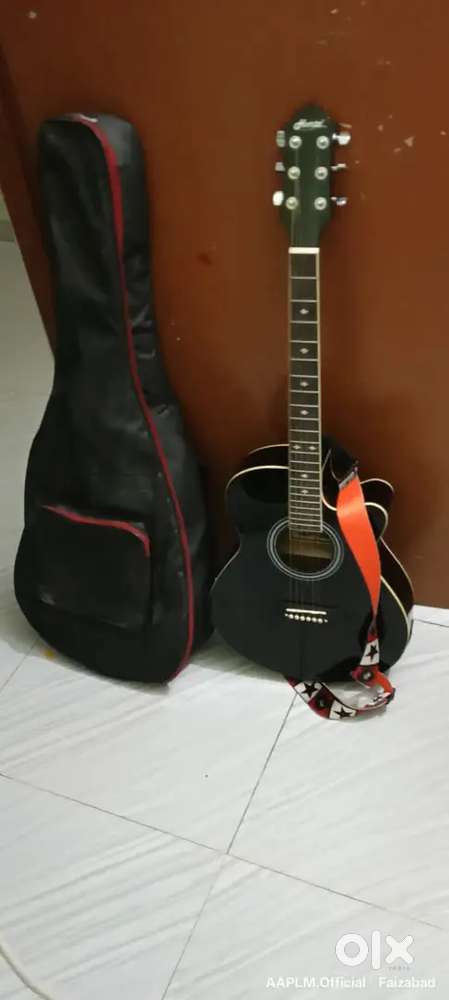 Excellent Guitar - Hertz