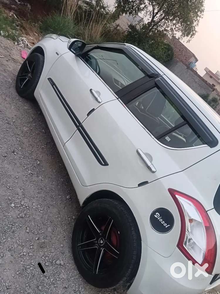 Maruti Suzuki Swift 2015 Diesel 83000 Km Driven