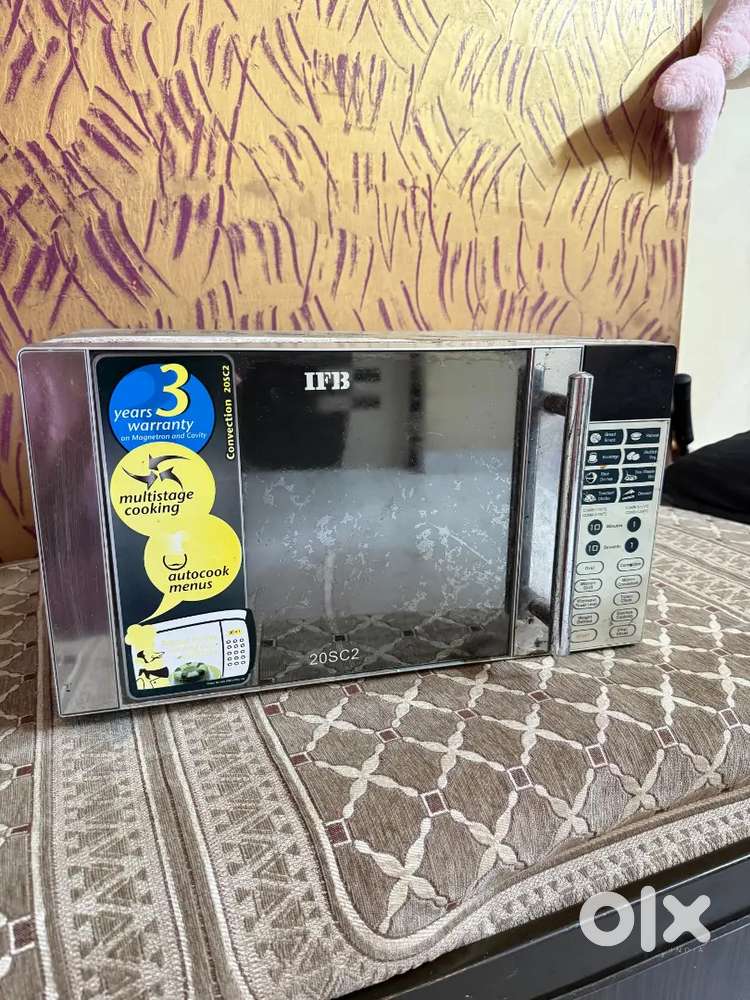 Microwave oven..