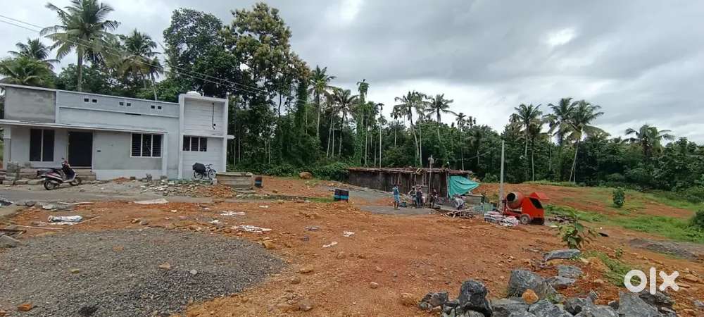 ANGAMALY PULIYANAM JUNCTION 4,5,6,7 PLOT'S AVAILABLE