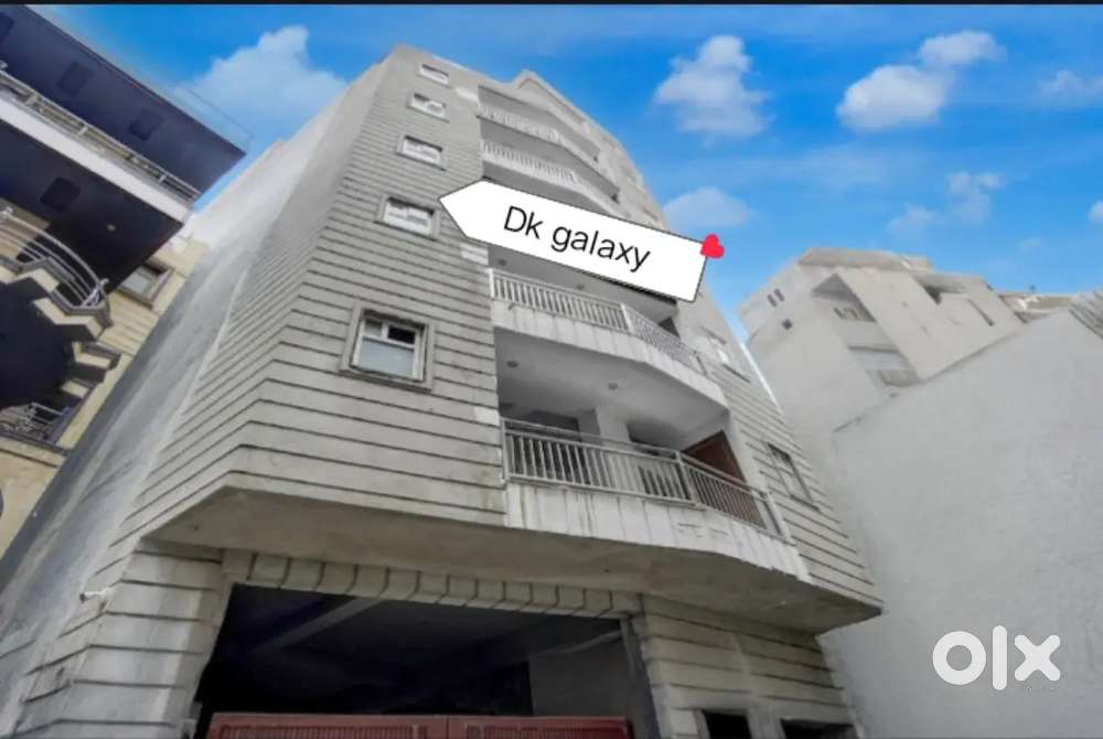 Co living pg Noida sector 18