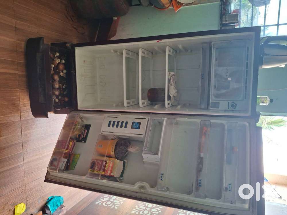 Whirlpool 230 ltr fridge working condition