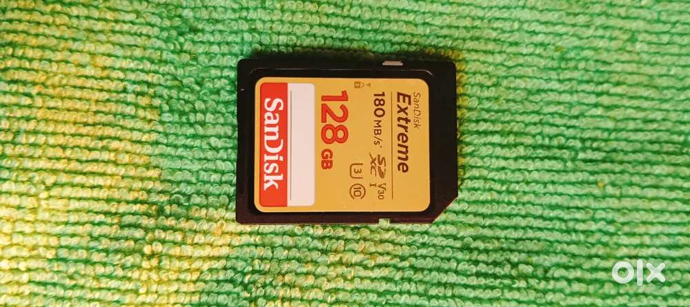SanDisk Extreme 128GB card