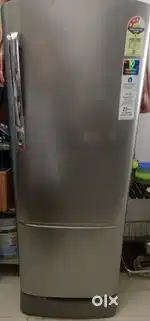 Samsung 230 Liter Excellent Condition 3 Star Inverter