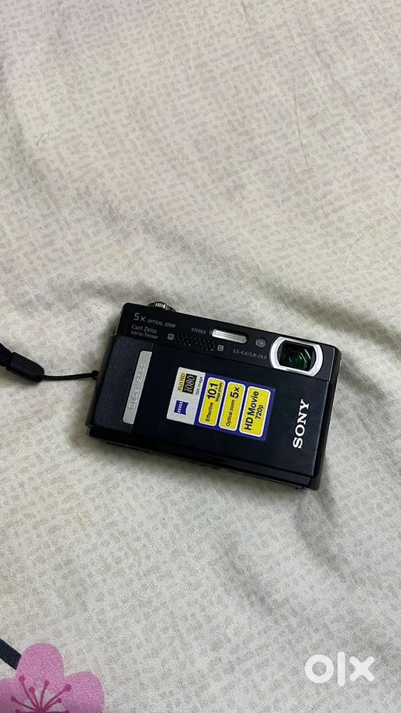 Sony Cyber-shot Digital Camera with Original Charger & Accessories