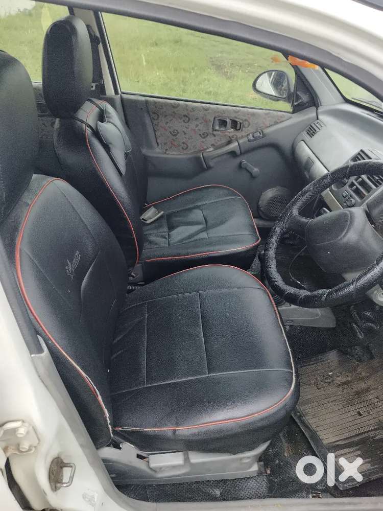 Maruti Suzuki Omni 2011