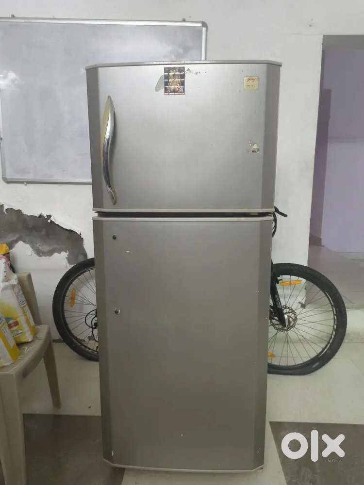 Godrej eon Fridge - 238 Litres - Good Condition