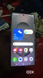 SAMSUNG S25ULTRA TITANIUM SILVER12/512GB 5 month old
