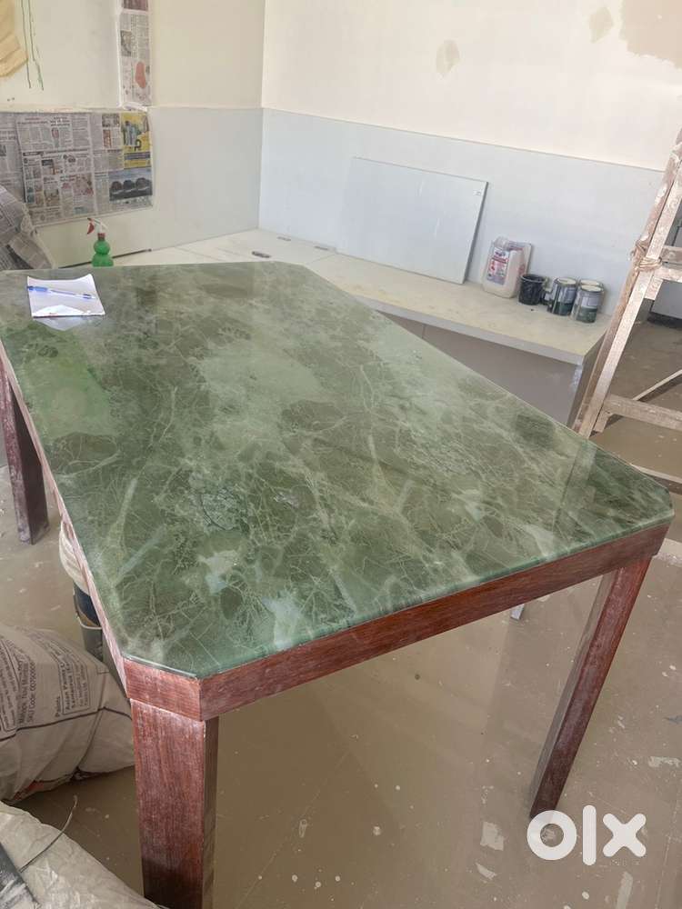 51x31 dining table want to sell