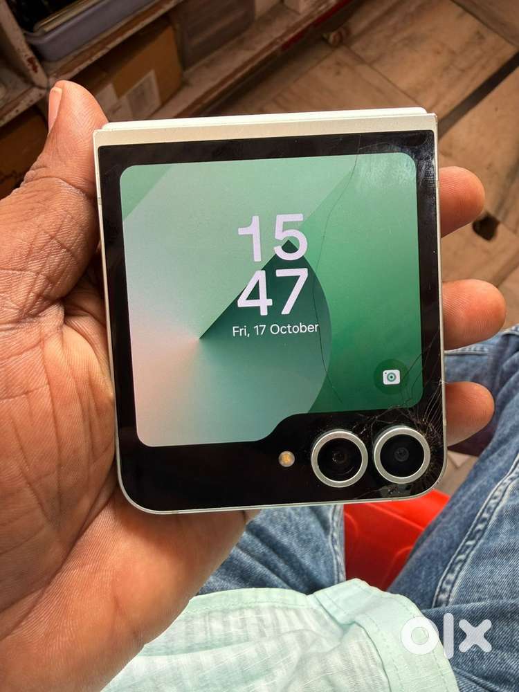 Flip 6 12/256 gb only phone