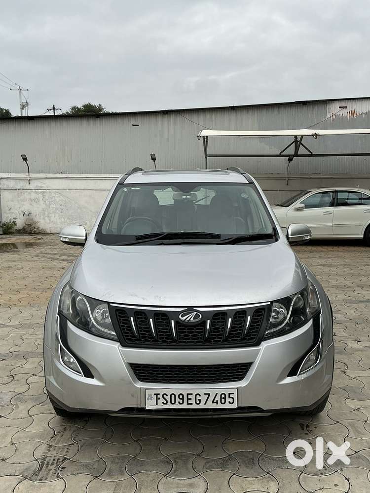 Mahindra XUV500 2.2 W10, 2015, Diesel