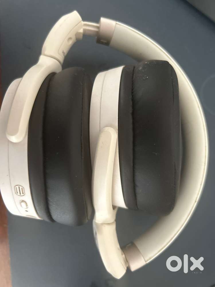 Sennheiser headphone