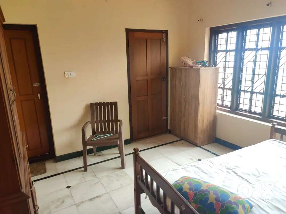 BACHELORS ALLOWED : FURNISHED HOUSE FOR RENT @ PANNEN PARA