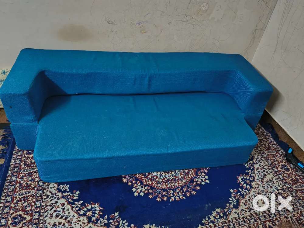 Sofa come bed