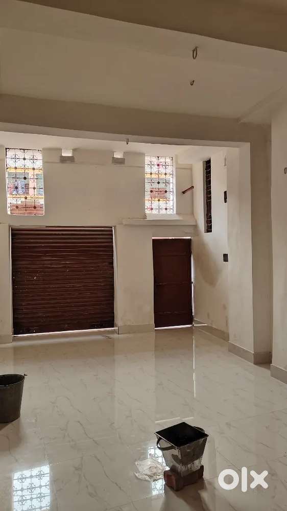 Property for Rent 400 Square Feet Area for Tution, Godown, Showroom.