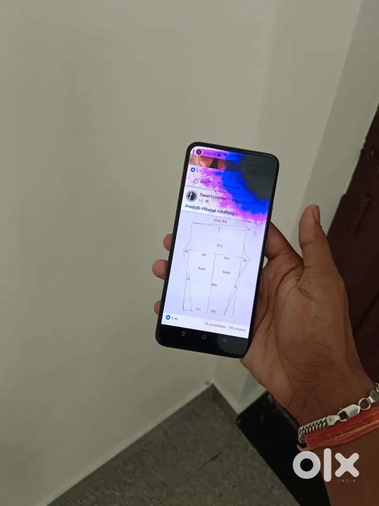 Realme 8 4g (Display tint)