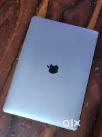 Apple Macbook Pro i9 16GB Ram 512GB Apple SSD 5.5gbGraphics