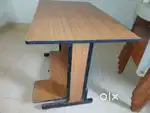 Computer table