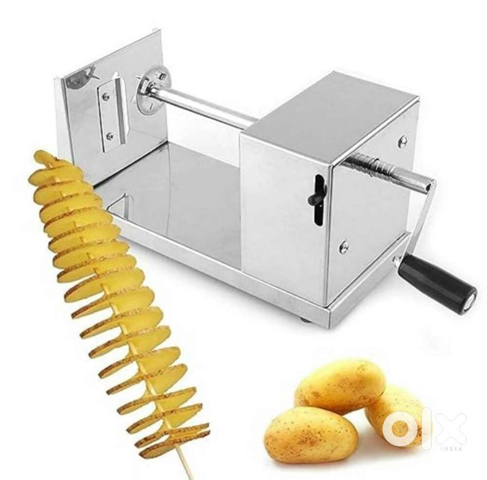 Manual spiral potato cutter