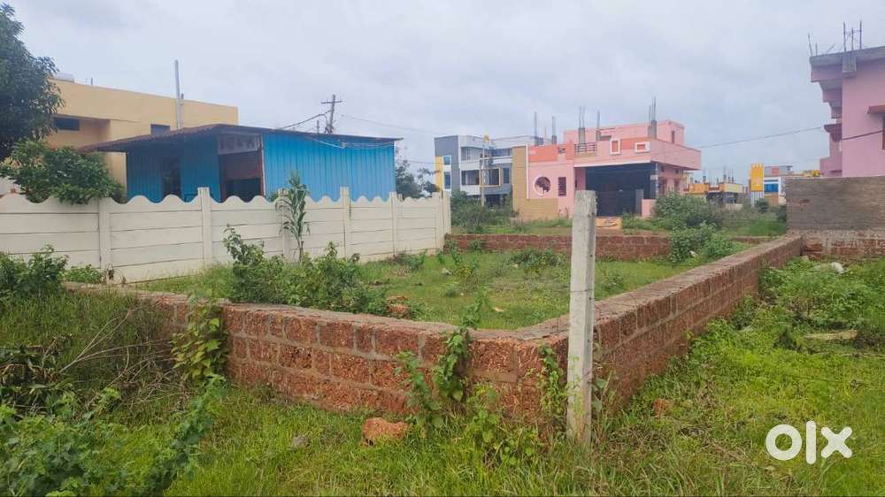 Plot for sale near maruti compounder garden near new underbridge for g