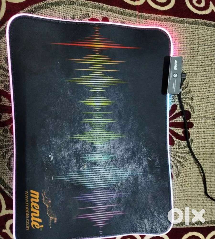 RGB GAMING MOUSE PAD