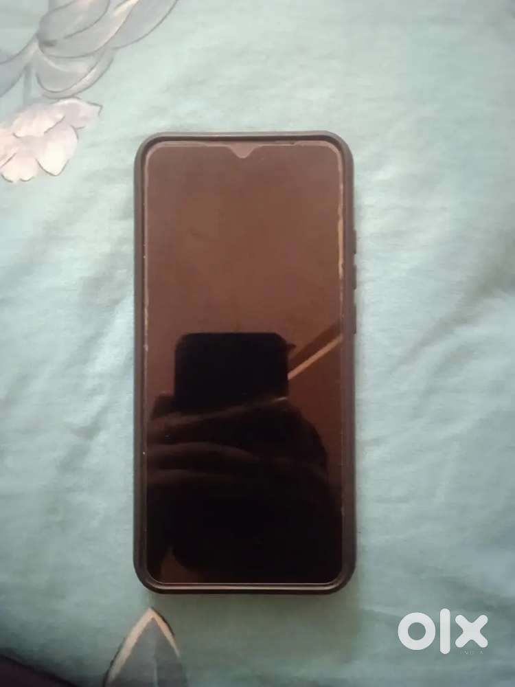 Everything is working properly like brand new phone