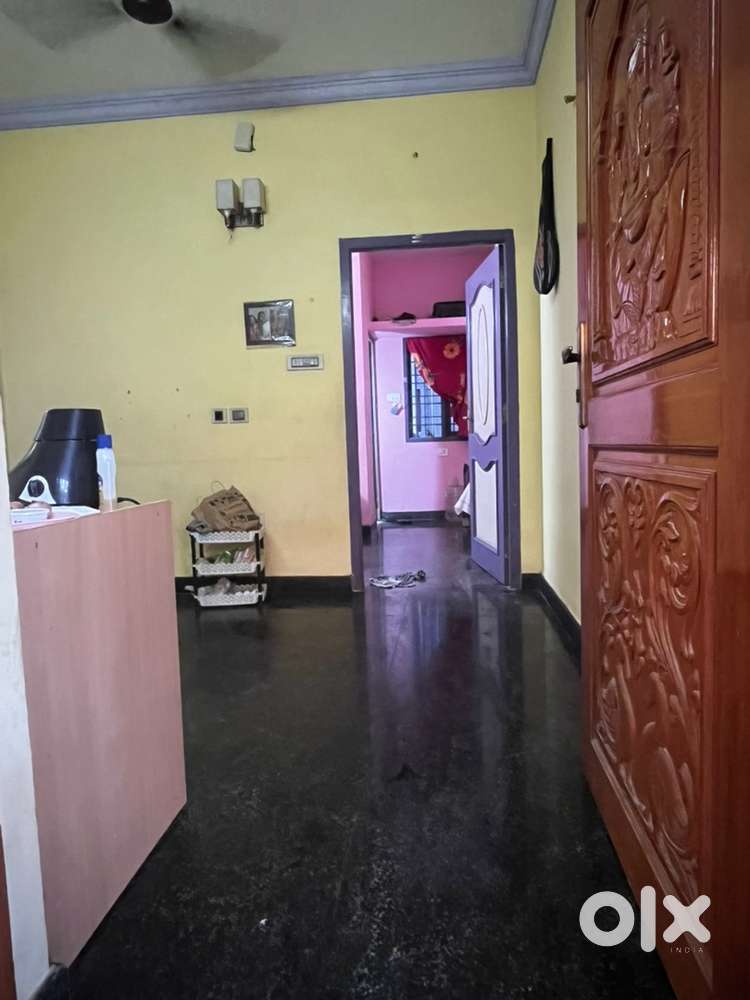 2BHK Room Sharing for Females – Available near PTCquarters,Thuraipakam