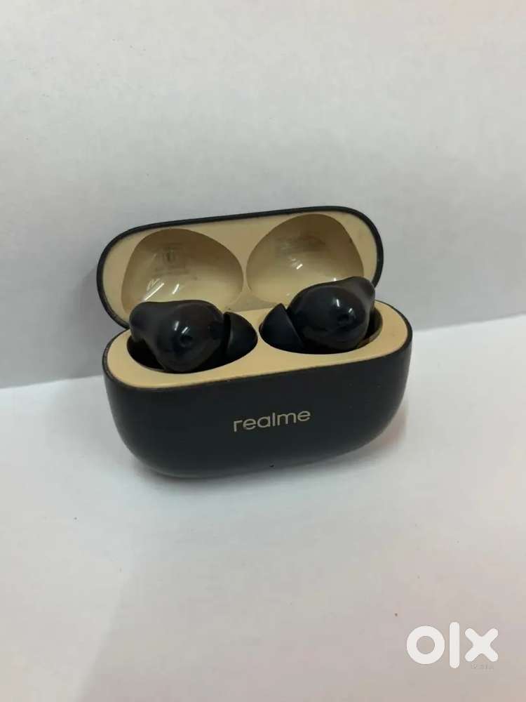 Realme T300 wireless in-ear Earbuds - Excellent condition